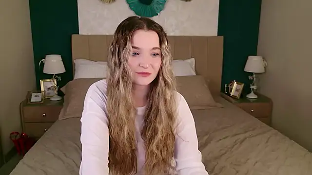 Snapshot of Lina_Sinerz chatting on 02/10/26, 08:24 Lina Sinerz online show from 02/10/26, 08:24