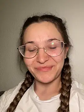 Lina Sinerz online show from 03/19/26, 03:49