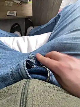 Snapshot of VIP9696 chatting on 02/17/26, 11:40 VIP9696 online show from 02/17/26, 11:40