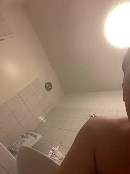 Snapshot of VIP9696 chatting on 03/03/26, 09:10 VIP9696 online show from 03/03/26, 09:10