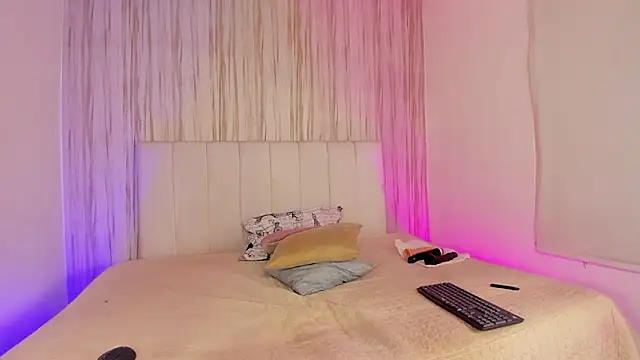 EdnaJara online show from 02/03/26, 03:59