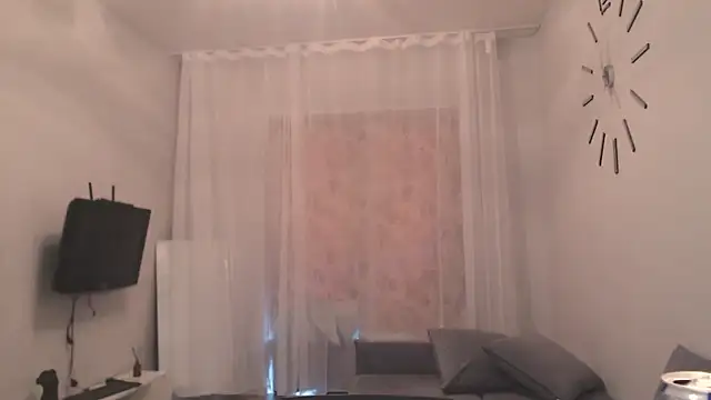 Snapshot of Fredd_Xanders chatting on 06/14/26, 01:57 Fredd Xanders online show from 06/14/26, 01:57