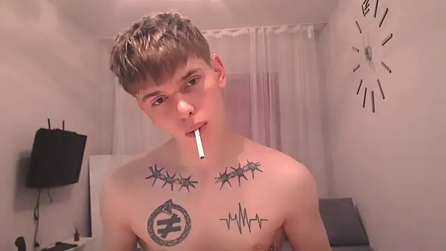 Snapshot of Fredd_Xanders chatting on 06/23/26, 06:50 Fredd Xanders online show from 06/23/26, 06:50