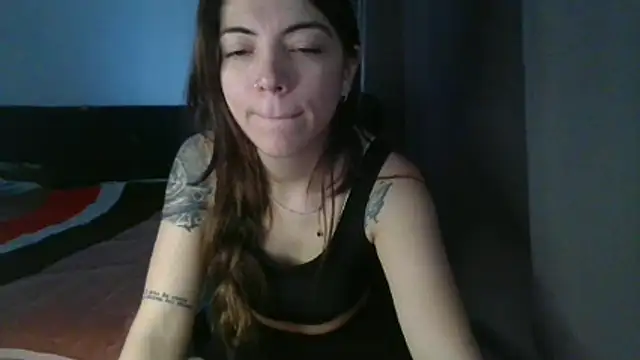 Ceciihot online show from 04/13/26, 05:40