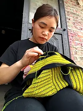 mon-monk online show from 04/14/26, 08:42