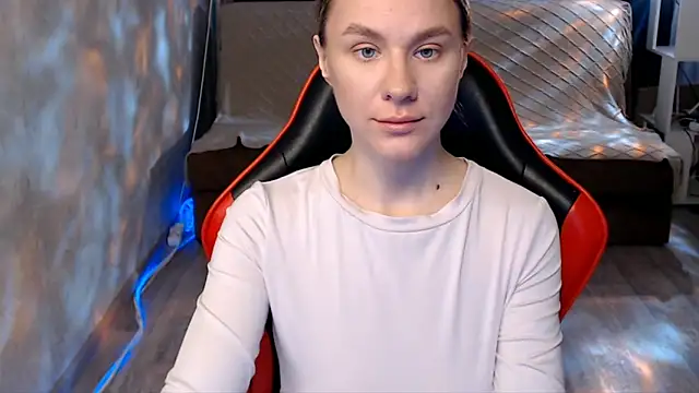 MiaBun1 online show from 03/18/26, 04:04