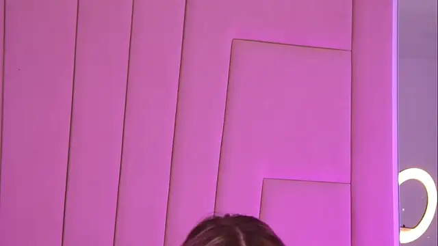 AnnaRow online show from 02/07/26, 03:54