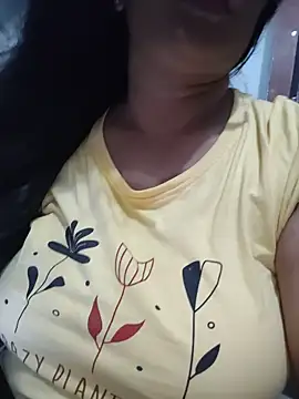 Snapshot of telugupravalli chatting on 06/12/26, 02:32 telugupravalli online show from 06/12/26, 02:32