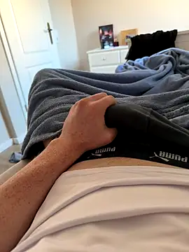 angei094 online show from 12/15/25, 12:53