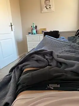 angei094 online show from 12/16/25, 10:20