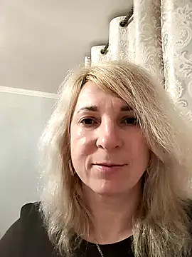 AhlyssaLove1155 online show from 03/25/26, 05:41