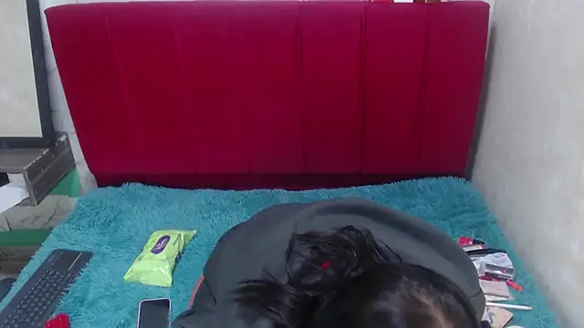 alunnaclarkcm online show from 01/11/26, 12:48