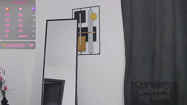 SoniaMoonnnn online show from 01/15/26, 04:44