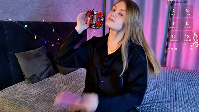  Kate cute online show from 12/18/25, 05:19