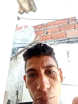 Snapshot of Shantalys_beauty_queen chatting on 12/17/25, 12:55 Shantalys beauty queen online show from 12/17/25, 12:55