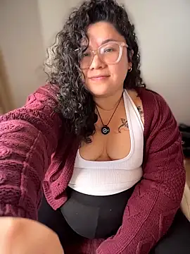 VanesssaMilf  online show from 03/12/26, 02:23