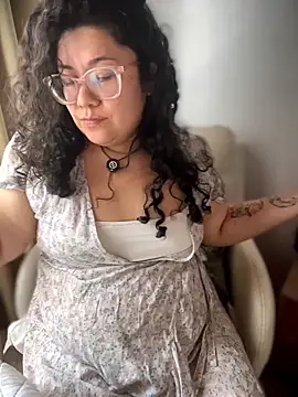 VanesssaMilf  online show from 03/13/26, 09:43