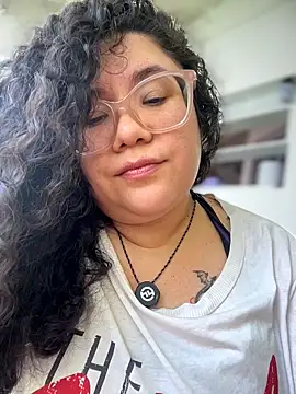 VanesssaMilf  online show from 03/15/26, 03:29