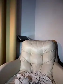 Snapshot of VanesssaMilf_ chatting on 04/25/26, 12:13 VanesssaMilf online show from 04/25/26, 12:13