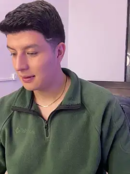 Goldenknight33 online show from 02/19/26, 02:57