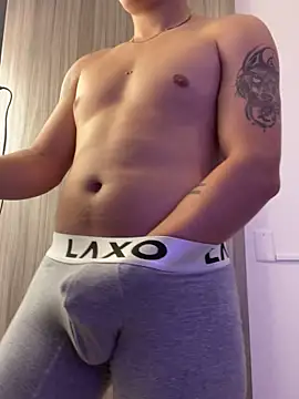 Goldenknight33 online show from 04/09/26, 01:38