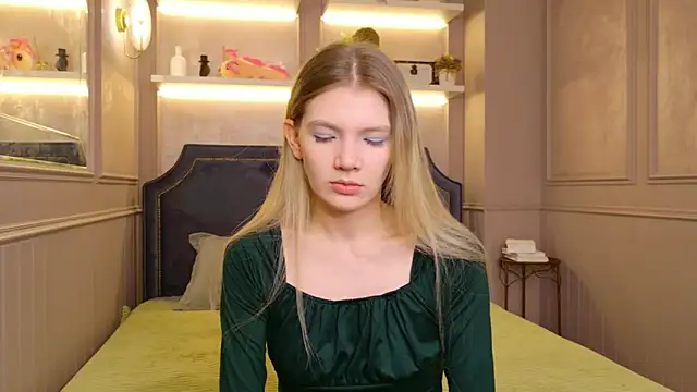 Vivien Hans online show from 02/12/26, 08:37