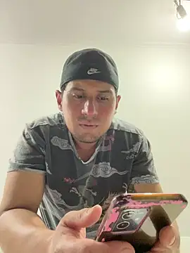 DarkOnebaki- online show from 12/15/25, 05:23