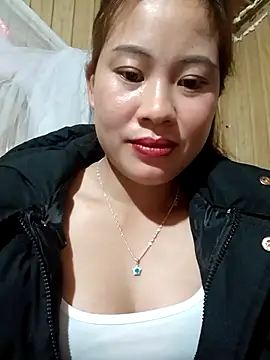 Snapshot of mayni012314 chatting on 12/20/25, 05:31 mayni012314 online show from 12/20/25, 05:31