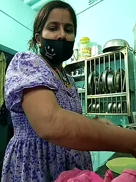 Anushka singh32 online show from 01/06/26, 04:49