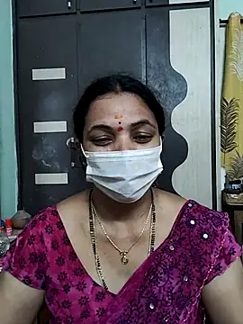 Snapshot of bhavyasri_55 chatting on 12/20/25, 02:29 bhavyasri 55 online show from 12/20/25, 02:29