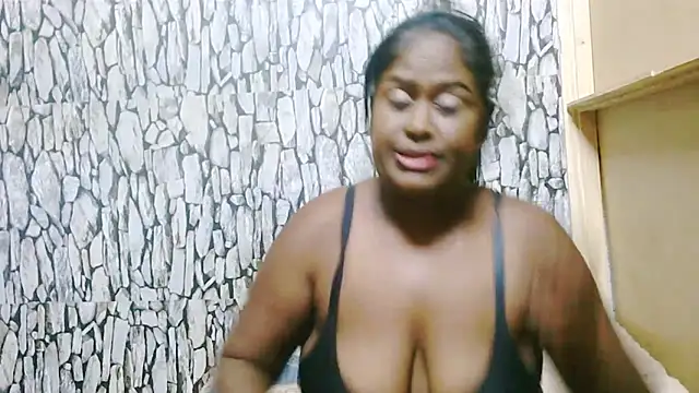 Snapshot of Exotic_indian95 chatting on 02/17/26, 04:46 Exotic indian95 online show from 02/17/26, 04:46