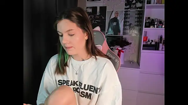 NikkieKitty online show from 01/17/26, 01:27