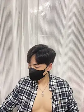 kimze7 online show from 12/15/25, 02:10