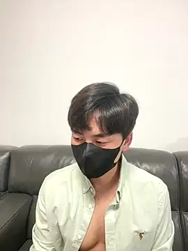 kimze7 online show from 12/19/25, 03:08