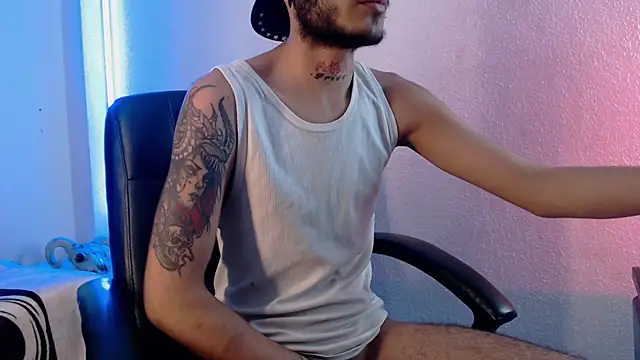 Snapshot of kingdani_hot chatting on 01/08/26, 02:36 kingdani hot online show from 01/08/26, 02:36