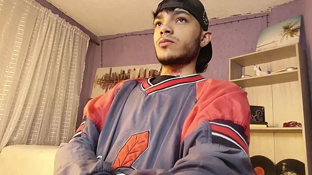 Snapshot of kingdani_hot chatting on 02/10/26, 11:47 kingdani hot online show from 02/10/26, 11:47