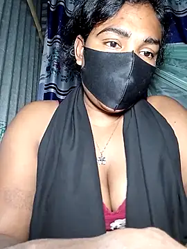 Snapshot of porimoi_505 chatting on 02/17/26, 06:36 porimoi 505 online show from 02/17/26, 06:36