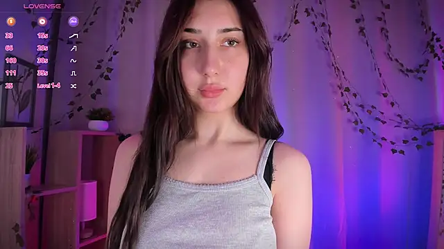 TariLechliter online show from 04/18/26, 04:55