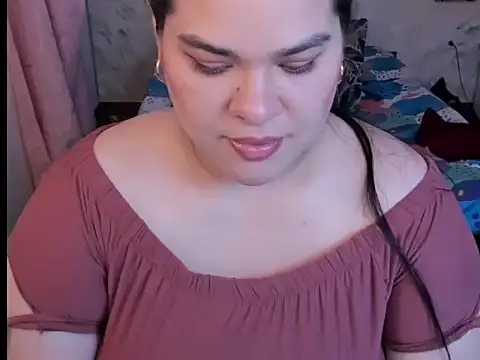 Snapshot of NinaFuentes2X chatting on 05/09/26, 04:17 NinaFuentes2X online show from 05/09/26, 04:17