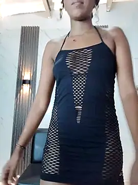 CaramelDesire online show from 04/11/26, 01:32