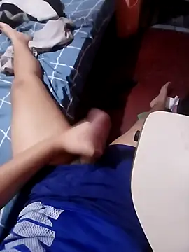 AVALIAminhaPika online show from 12/15/25, 07:29