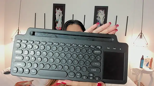 Carolina lX online show from 01/11/26, 12:48