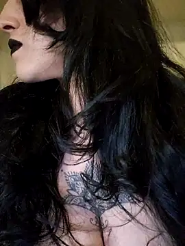 Snapshot of BustyVampyre chatting on 02/03/26, 01:04 BustyVampyre online show from 02/03/26, 01:04