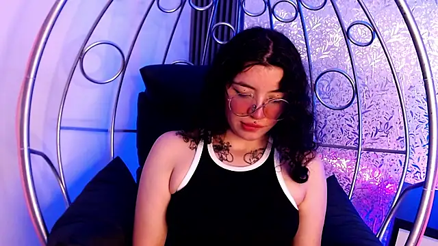 Lilibeth 01 online show from 12/17/25, 03:01