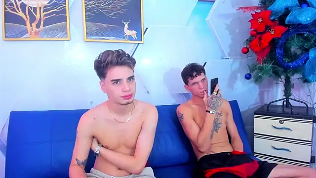 Alex jeins at online show from 12/15/25, 01:48