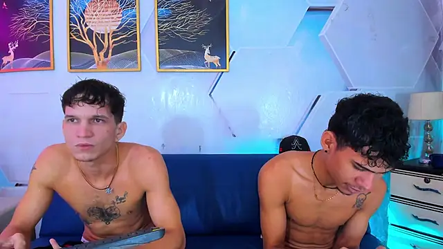 Alex jeins at online show from 01/10/26, 02:08