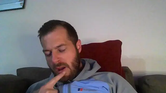 cheekycherryx online show from 02/18/26, 09:00