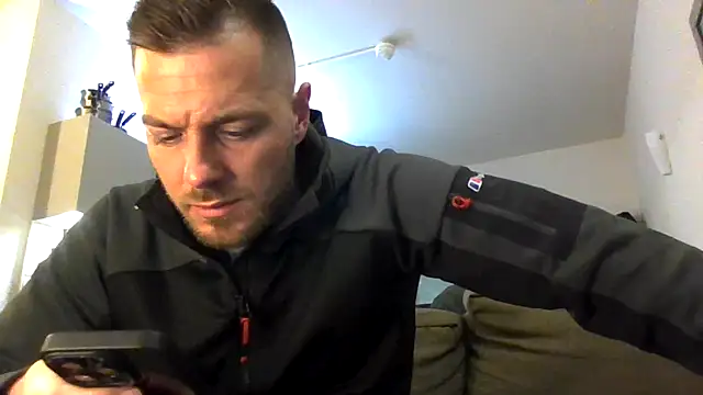 cheekycherryx online show from 02/22/26, 12:23