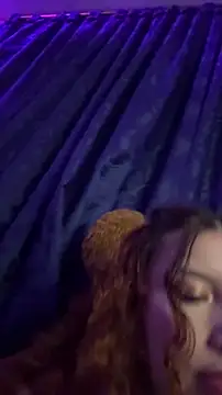 HoneyWeebsss online show from 01/19/26, 04:49