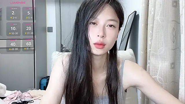 Snapshot of tiantian-160 chatting on 07/07/26, 02:43 tiantian-160 online show from 07/07/26, 02:43